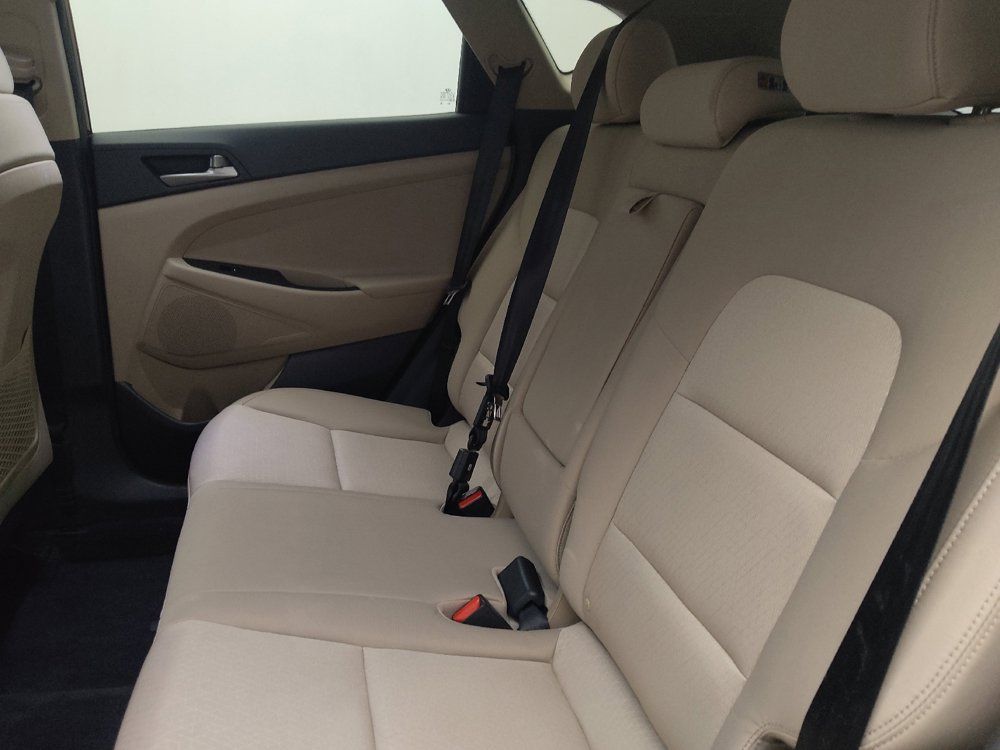 Used 2018 Hyundai Tucson Value w/ Cargo Package FWD image 18