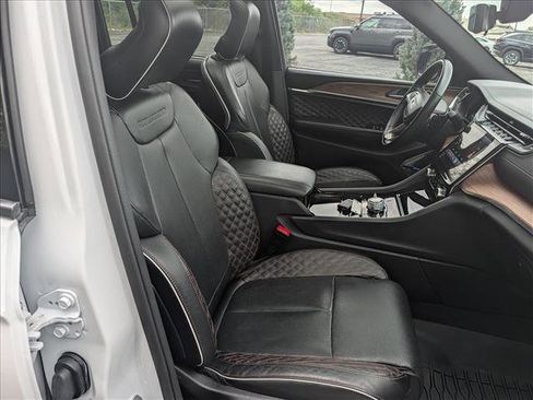 Used 2023 Jeep Grand Cherokee Summit w/ Advanced Protech Group IV AWD/4WD image 14
