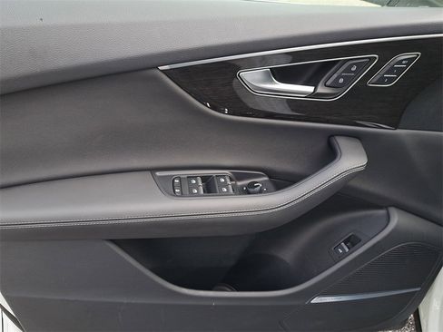 Certified 2024 Audi Q8 Premium Plus image 19