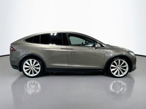 Used 2016 Tesla Model X Performance image 5
