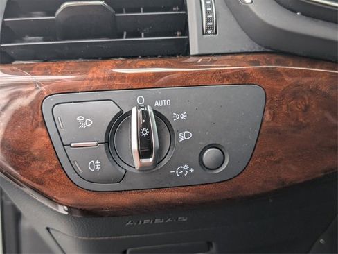 Used 2017 Audi A4 2.0T Premium Plus w/ Premium Plus Package image 33