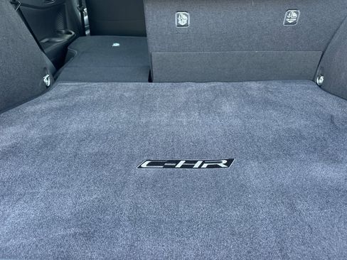 Certified 2021 Toyota C-HR LE image 14