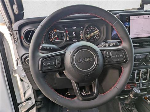 Used 2024 Jeep Wrangler Unlimited Rubicon w/ Technology Group AWD/4WD image 20
