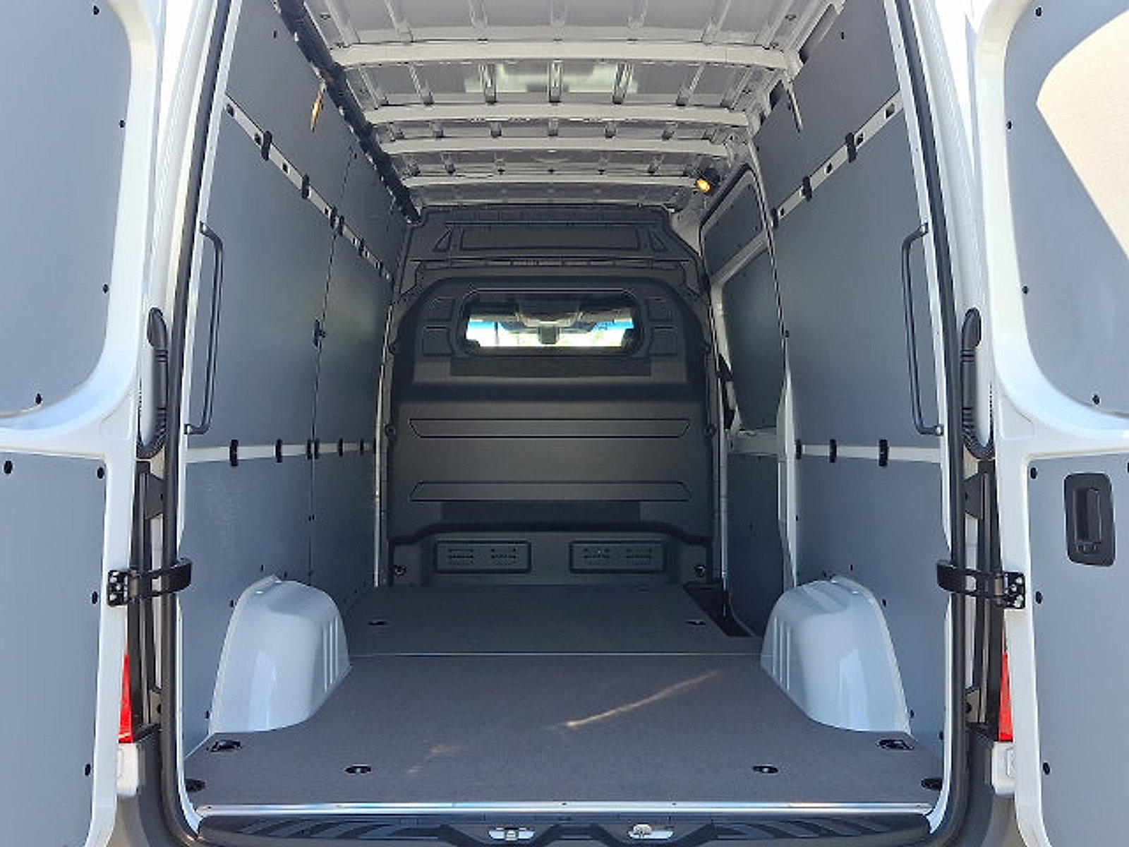 Used 2026 Mercedes-Benz Sprinter 2500 image 10