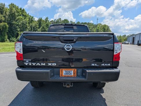 Used 2016 Nissan Titan SV AWD/4WD image 5