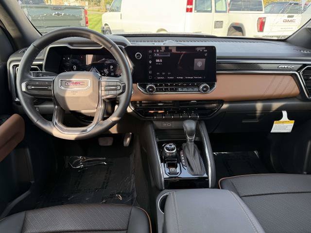 Used 2026 GMC Canyon AT4 w/ Technology Plus Package AWD/4WD image 16