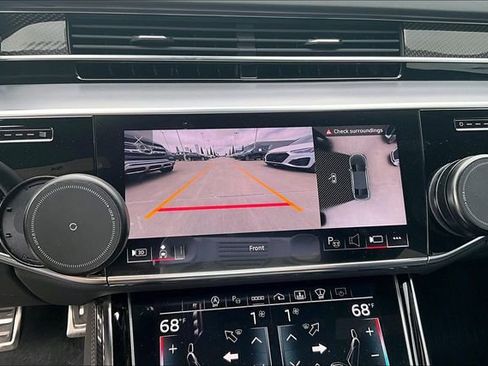 Used 2024 Audi S8 w/ S8 Comfort Plus Package AWD/4WD image 23