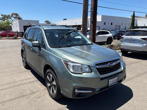 Used 2018 Subaru Forester 2.5i Premium AWD/4WD image 5