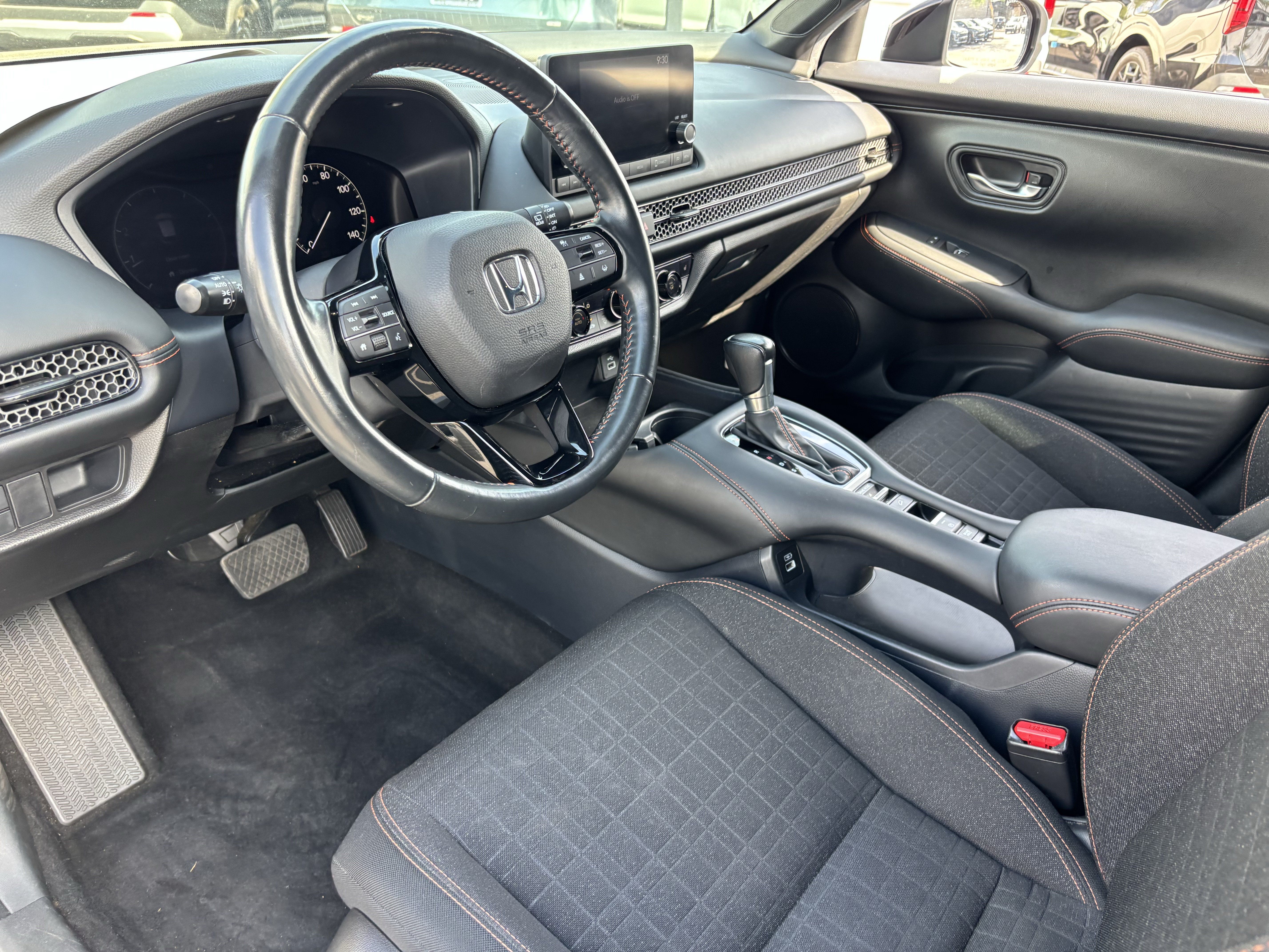Used 2023 Honda HR-V Sport image 17