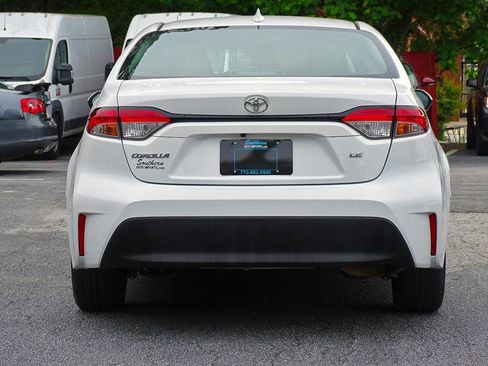 Used 2023 Toyota Corolla LE FWD image 9