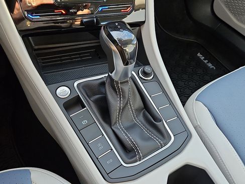 New 2026 Volkswagen Jetta SE image 13