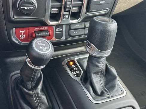 New 2026 Jeep Gladiator Sport AWD/4WD image 33