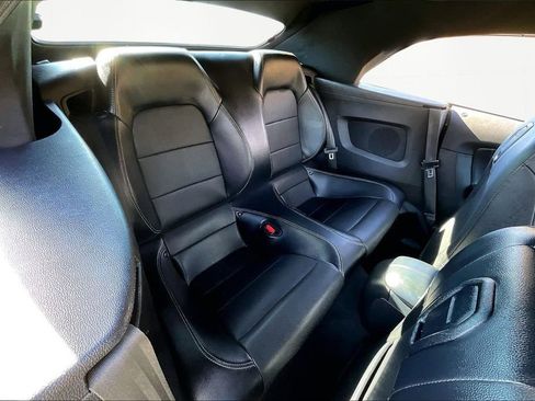 Used 2021 Ford Mustang Premium image 17