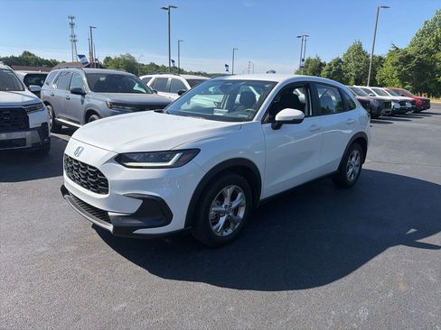 Used 2023 Honda HR-V LX image 1