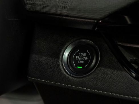 Used 2025 Buick Enclave Preferred image 24