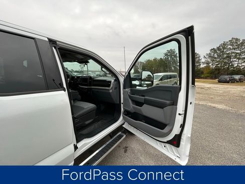 Used 2024 Ford F250 XLT w/ 360-Degree Camera Package image 14