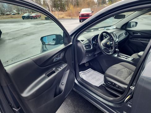 Used 2020 Chevrolet Equinox LT image 10