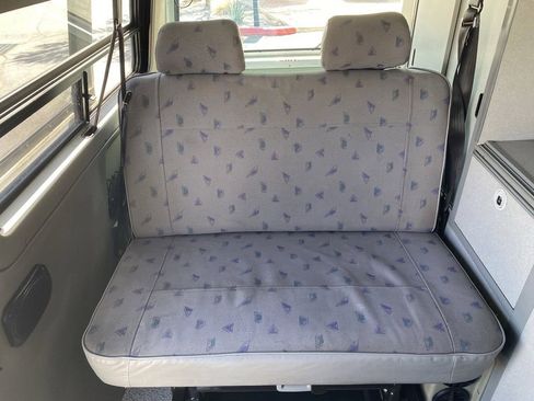 Used 1997 Volkswagen Eurovan Camper FWD image 18