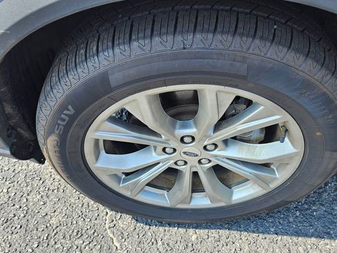 Used 2022 Ford Explorer Limited RWD image 17