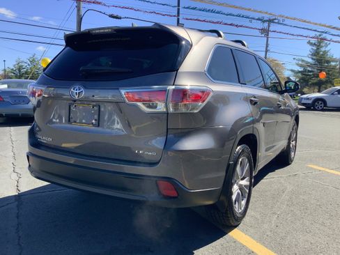 Used 2015 Toyota Highlander Plus image 7