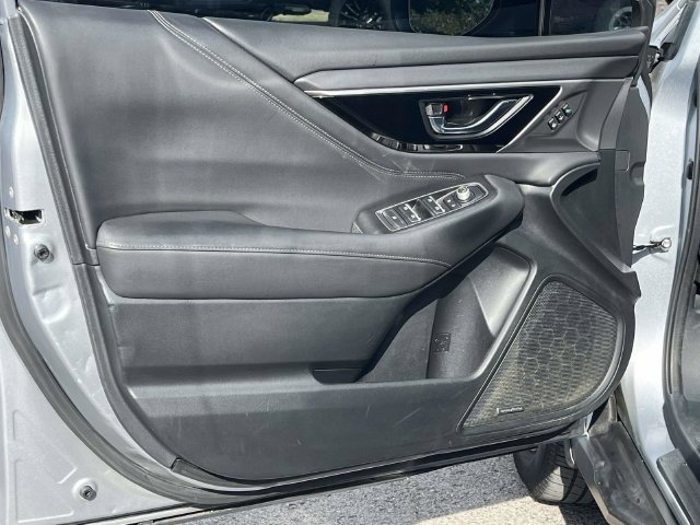 Used 2022 Subaru Outback Limited AWD/4WD image 15