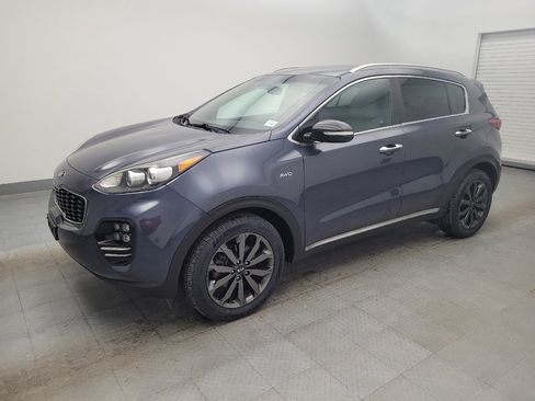 Used 2018 Kia Sportage EX w/ EX Sport Appearance Package image 2