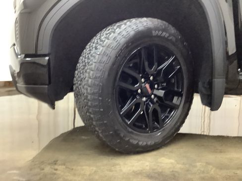 Used 2023 GMC Sierra 1500 Pro w/ Graphite Edition AWD/4WD image 25