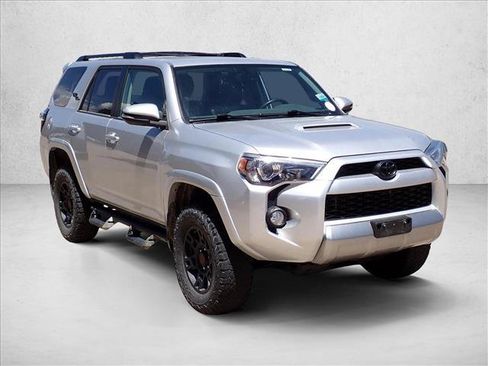 Used 2019 Toyota 4Runner TRD Off-Road Premium AWD/4WD image 15