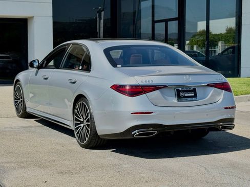 Used 2023 Mercedes-Benz S 580 4MATIC Sedan image 10