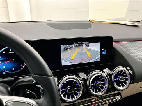 Certified 2023 Mercedes-Benz GLA 250 image 29