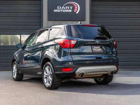 Used 2019 Ford Escape SE AWD/4WD image 5