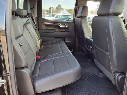 Used 2024 Chevrolet Silverado 1500 LT image 20