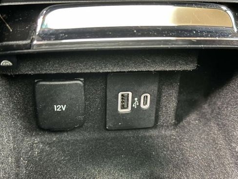 Used 2021 Lincoln Corsair Reserve w/ Equipment Group 201A image 32