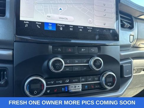 Used 2024 Ford Expedition Max XLT image 24