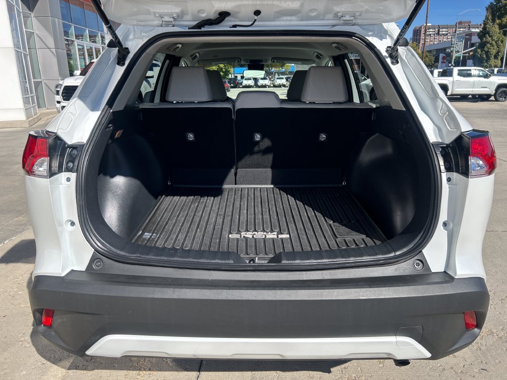 Certified 2022 Toyota Corolla Cross LE AWD/4WD image 15