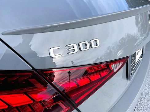 Used 2025 Mercedes-Benz C 300 4MATIC Sedan image 30
