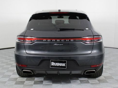 Certified 2021 Porsche Macan image 6
