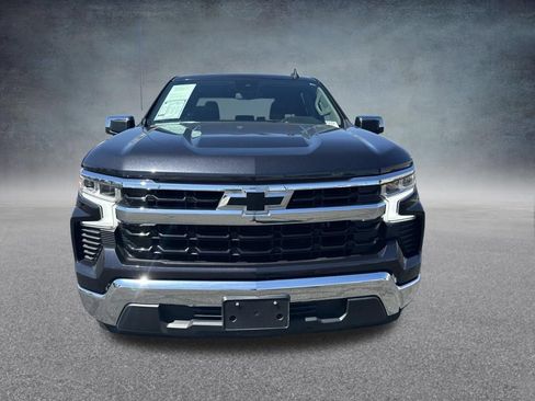 Used 2022 Chevrolet Silverado 1500 LT RWD image 9