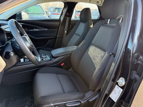 Used 2021 MAZDA CX-30 FWD 2.5 S image 17