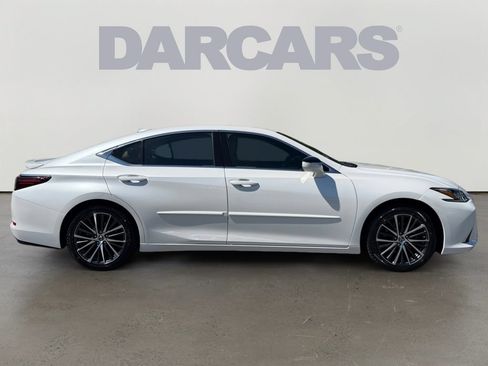 Certified 2023 Lexus ES 350 w/ Premium Package FWD image 7