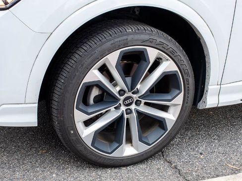 Used 2022 Audi Q3 2.0T Premium Plus image 5