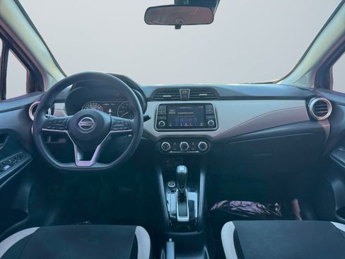 Used 2021 Nissan Versa SV image 10
