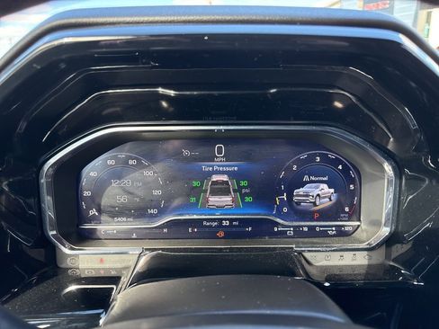 Used 2024 Chevrolet Silverado 1500 RST w/ Convenience Package II image 24