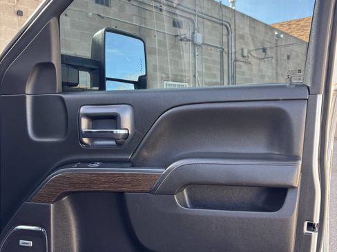 Used 2019 GMC Sierra 3500 Denali w/ Duramax Plus Package image 18