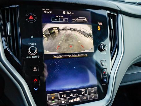 Used 2025 Subaru Outback Premium image 29