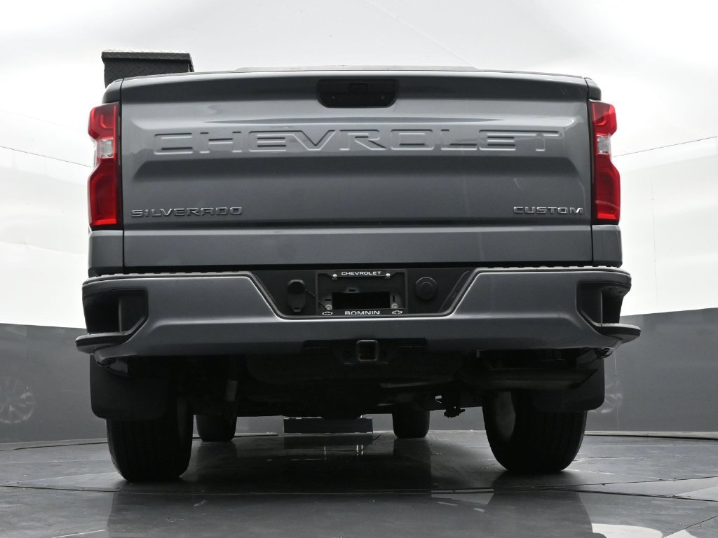 Used 2022 Chevrolet Silverado 1500 Custom RWD image 30