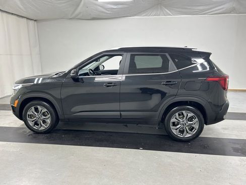 Used 2024 Kia Seltos S AWD/4WD image 6