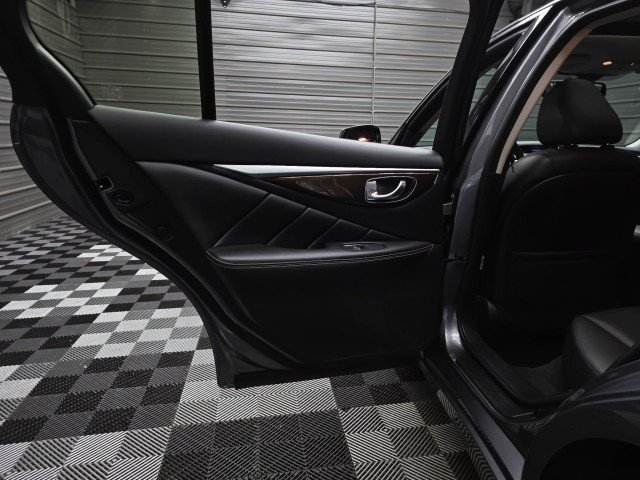 Used 2018 INFINITI Q50 Luxe w/ Cargo Package (L95) AWD/4WD image 33