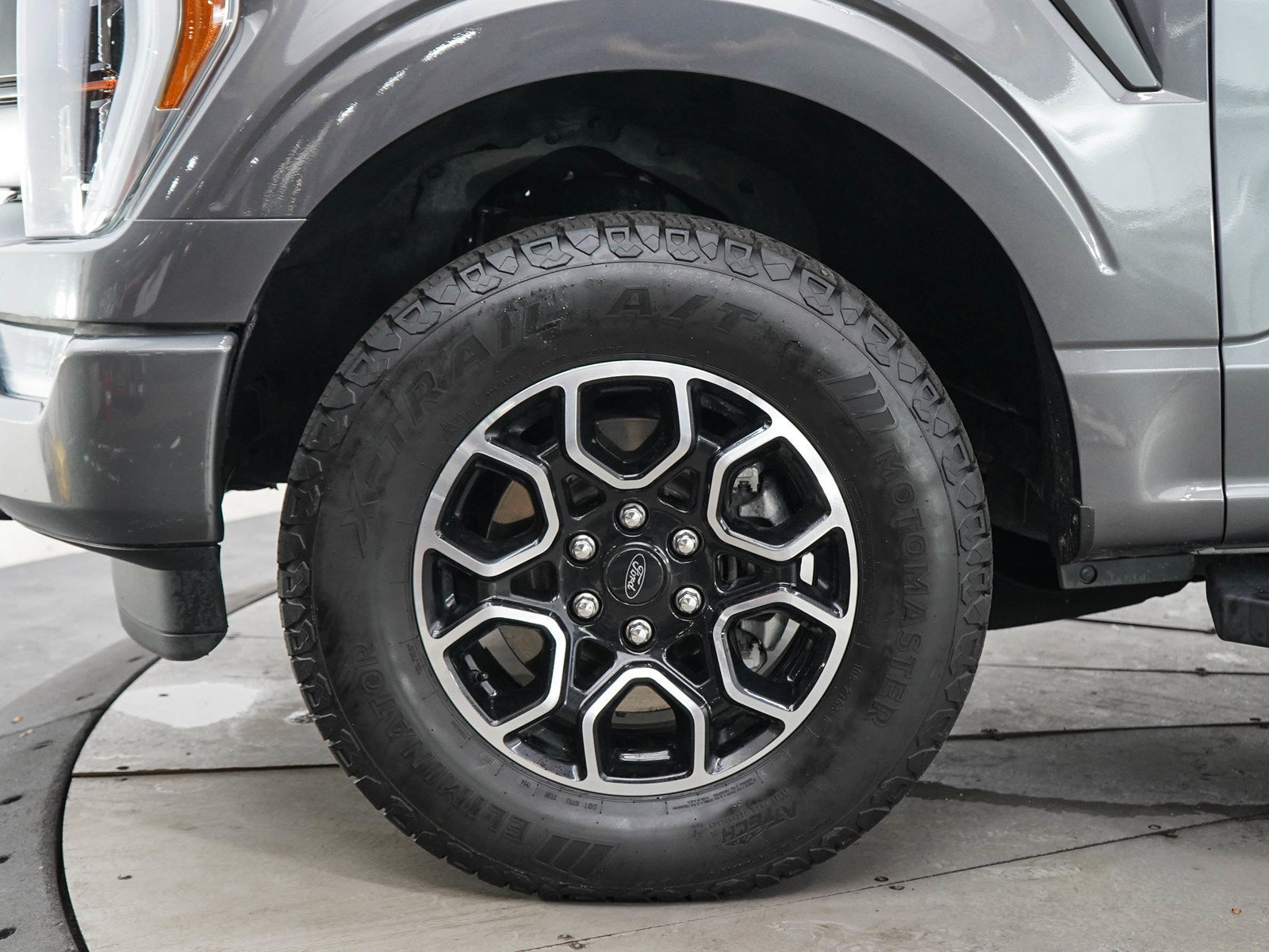 Used 2021 Ford F150 Lariat w/ Equipment Group 502A High AWD/4WD image 28