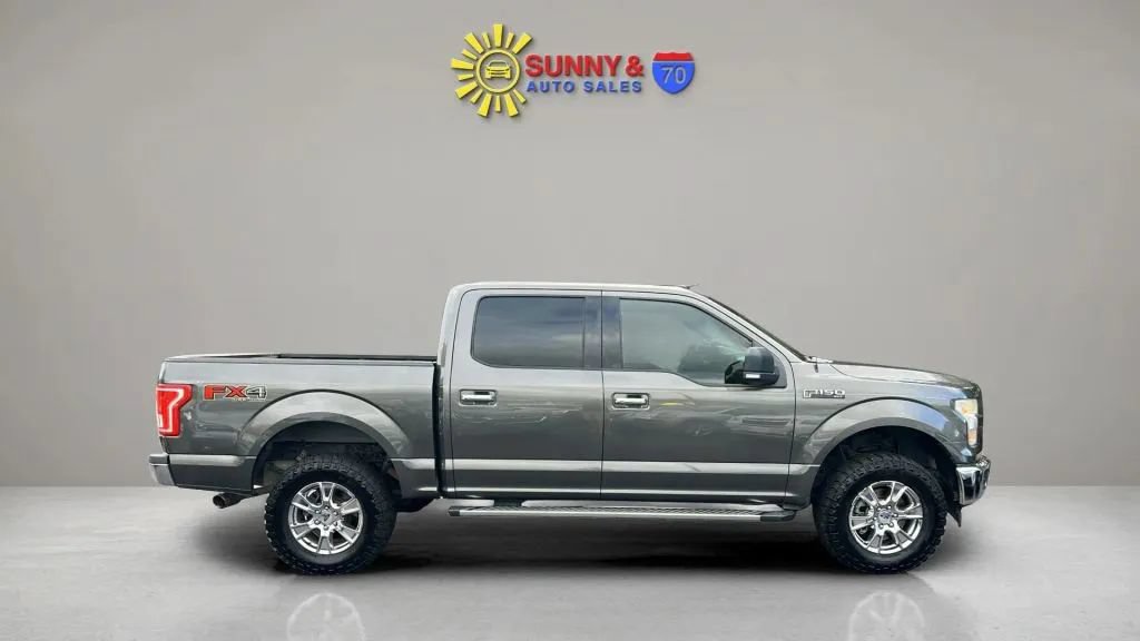 Used 2017 Ford F150 XLT w/ Equipment Group 302A Luxury AWD/4WD image 9